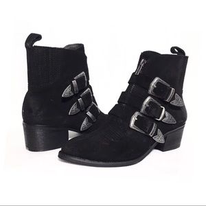 dolce vita scott suede bootie
